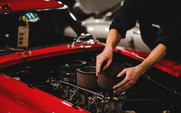 Detail olejového systému motora